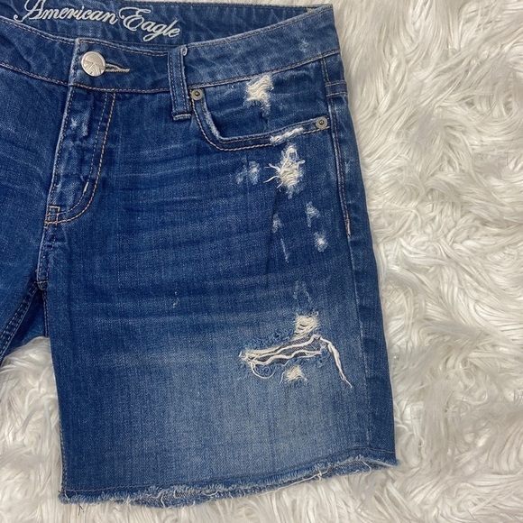 American Eagle 100% Cotton Bermuda Distressed Jean Shorts - Picture 3 of 9